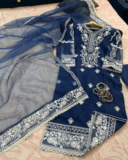 Mahrosh– Luxury Organza 3PC