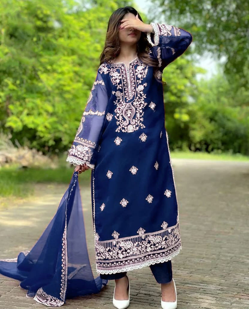 Mahrosh– Luxury Organza 3PC