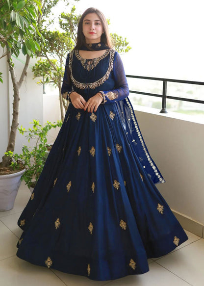 Eshaal – Embroidered Chiffon Maxi 3PC