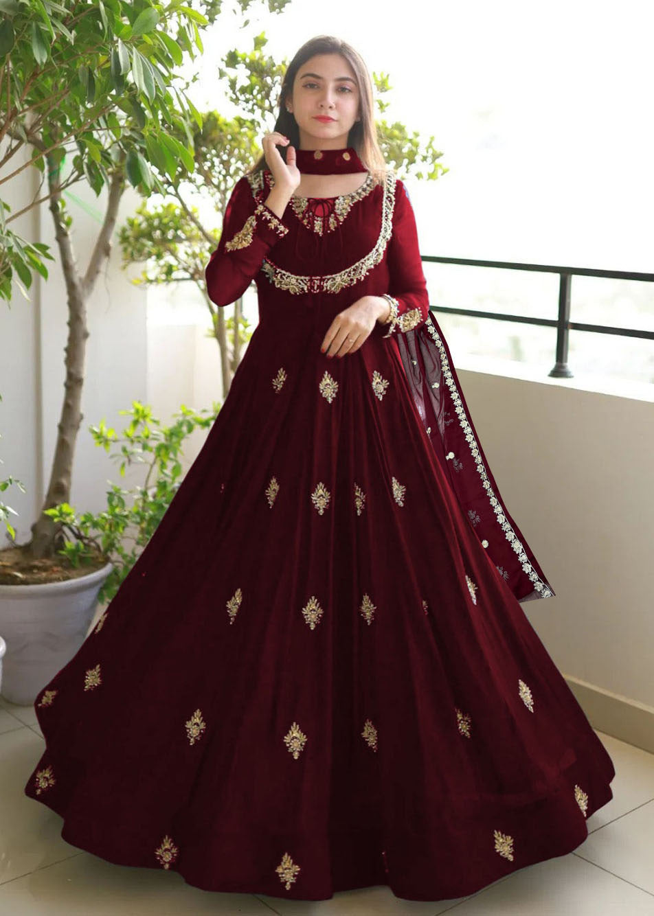 Eshaal – Embroidered Chiffon Maxi 3PC