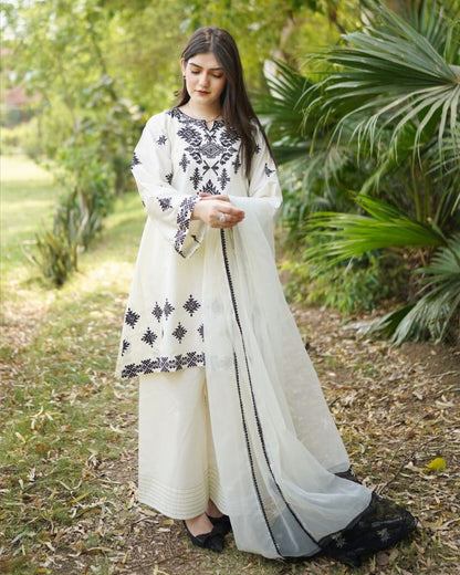 Gulrukh– Embroidered Farshi Shalwar 3PC