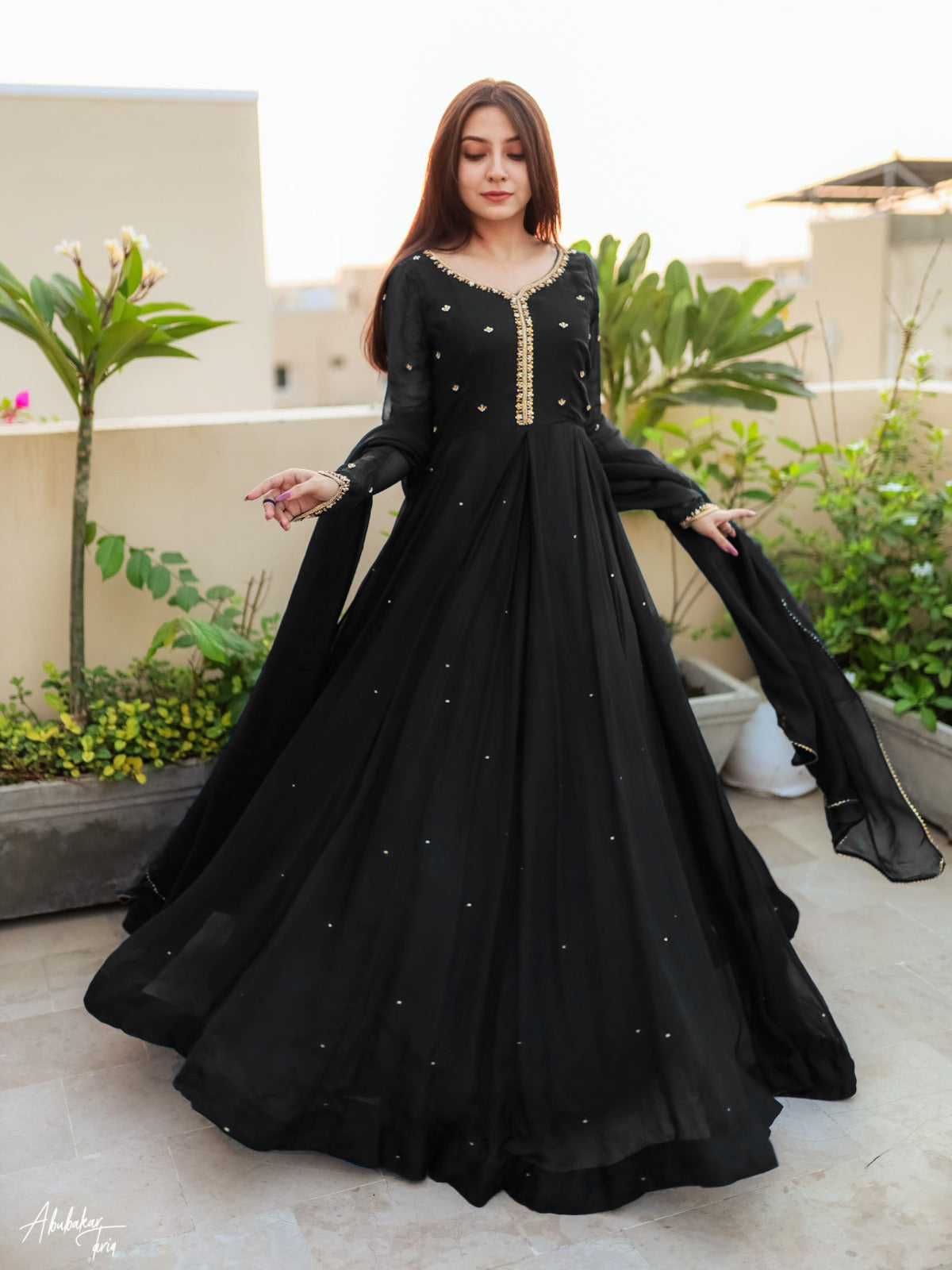 Mahnoor – Pearl Embroidered Maxi 3PC
