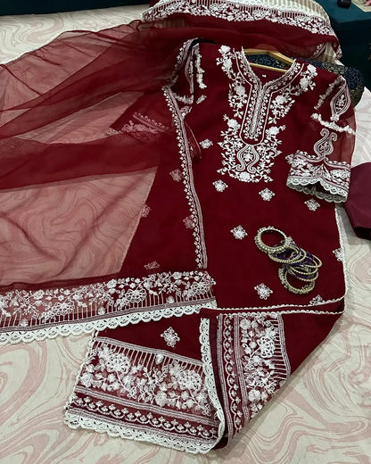 Mahrosh– Luxury Organza 3PC